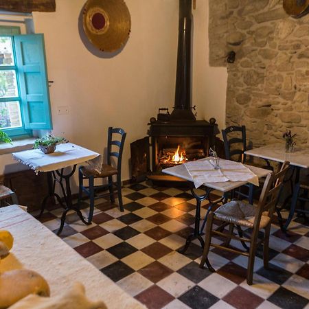 Cortis Antigas Bed & Breakfast Gesturi Dış mekan fotoğraf