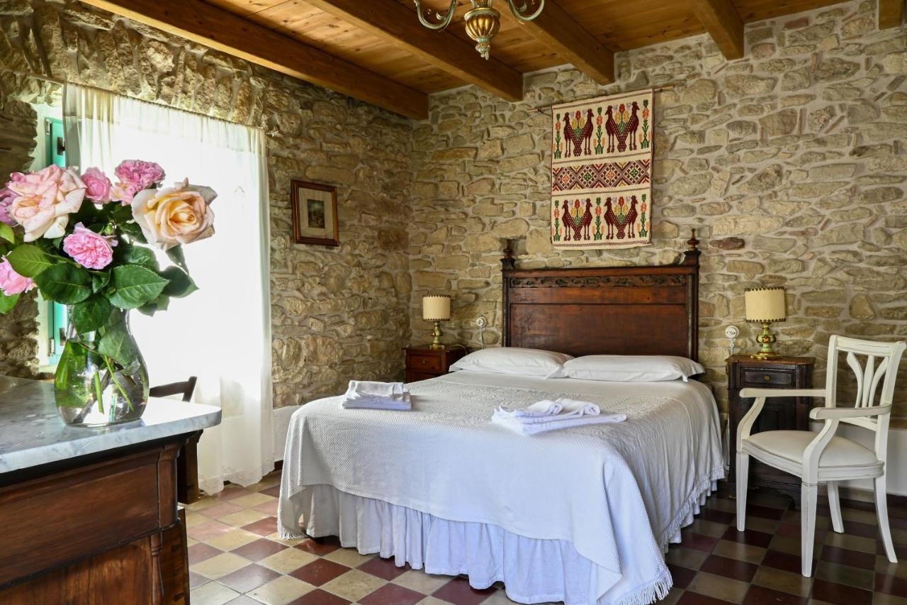 Cortis Antigas Bed & Breakfast Gesturi Dış mekan fotoğraf