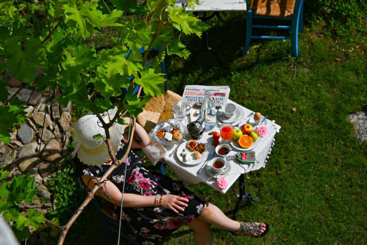 Cortis Antigas Bed & Breakfast Gesturi Dış mekan fotoğraf
