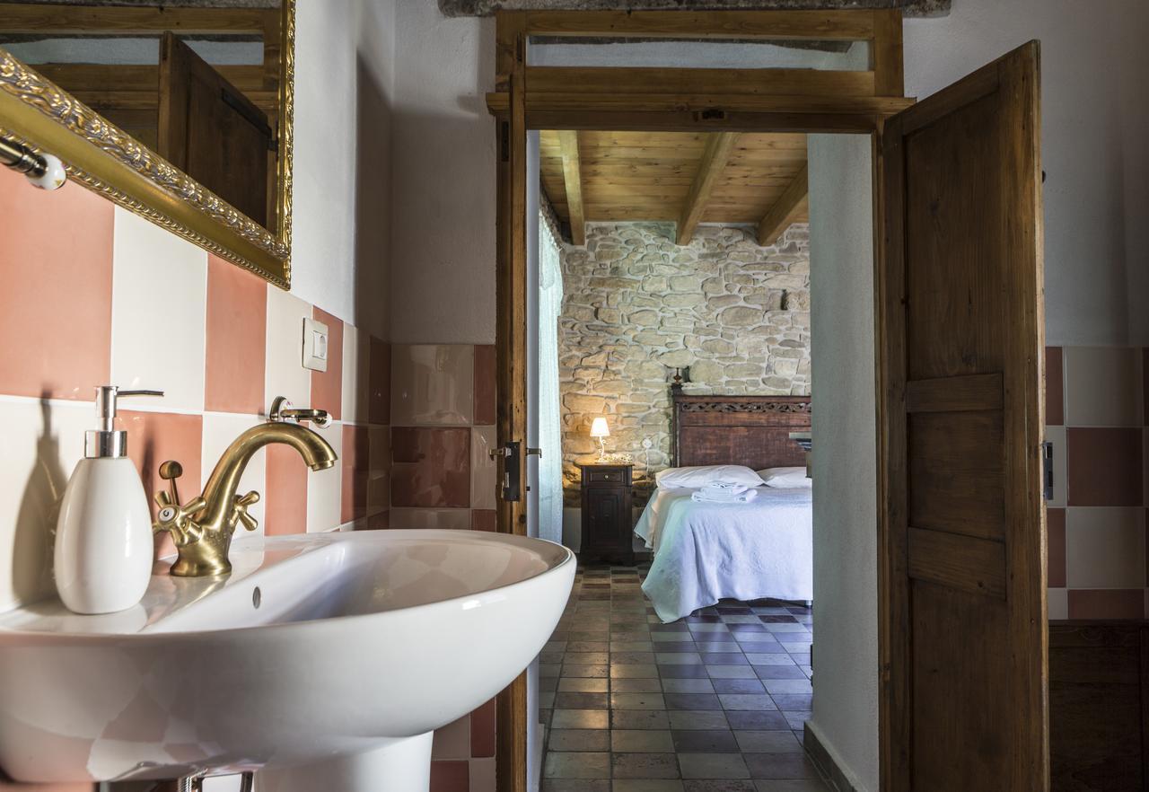 Cortis Antigas Bed & Breakfast Gesturi Dış mekan fotoğraf